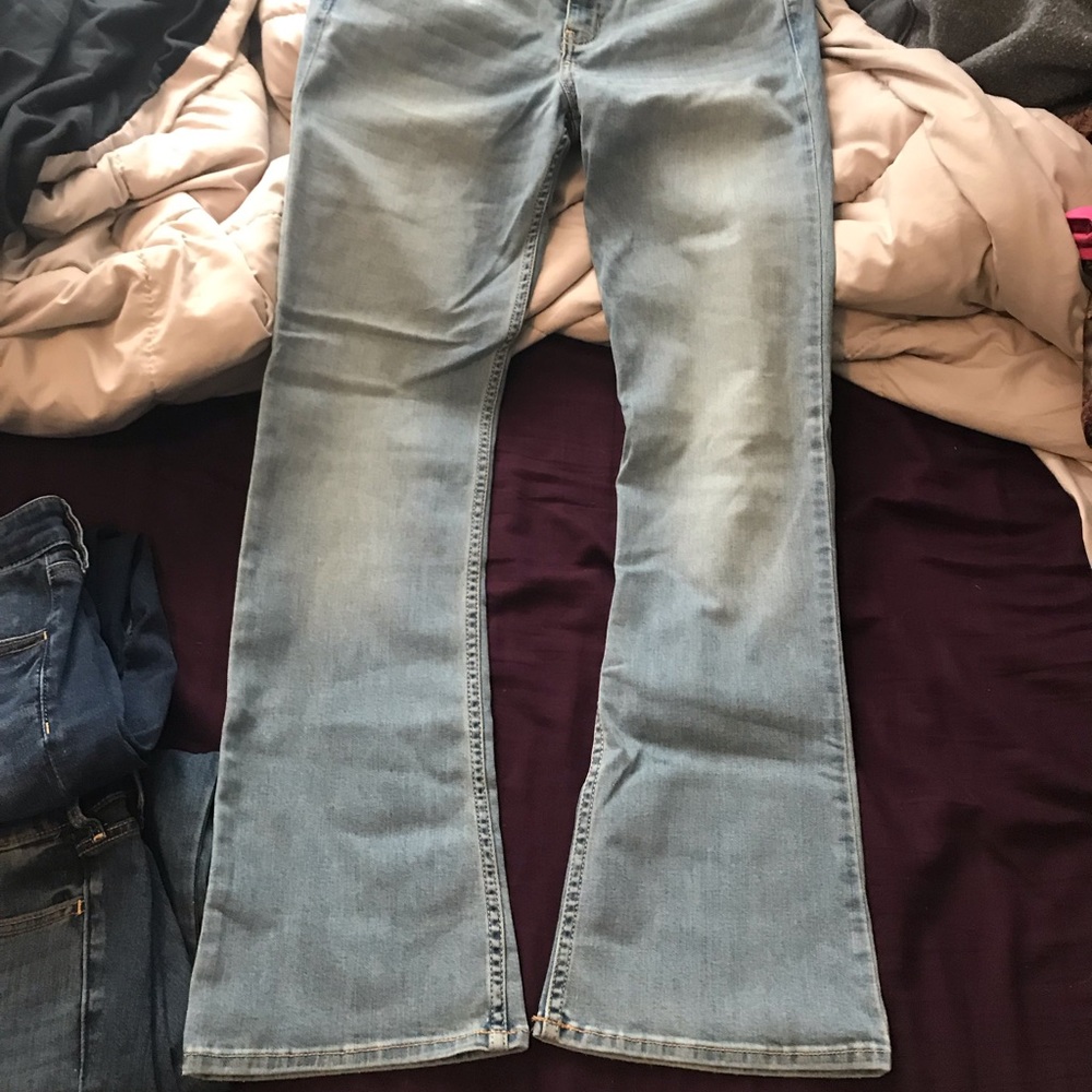 Low rise hollister boot cut jeans